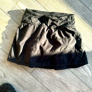 Girls Lululemon tennis skort -XS